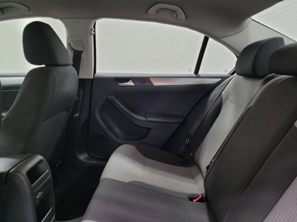 Used 2017 Volkswagen Jetta S FWD image 18
