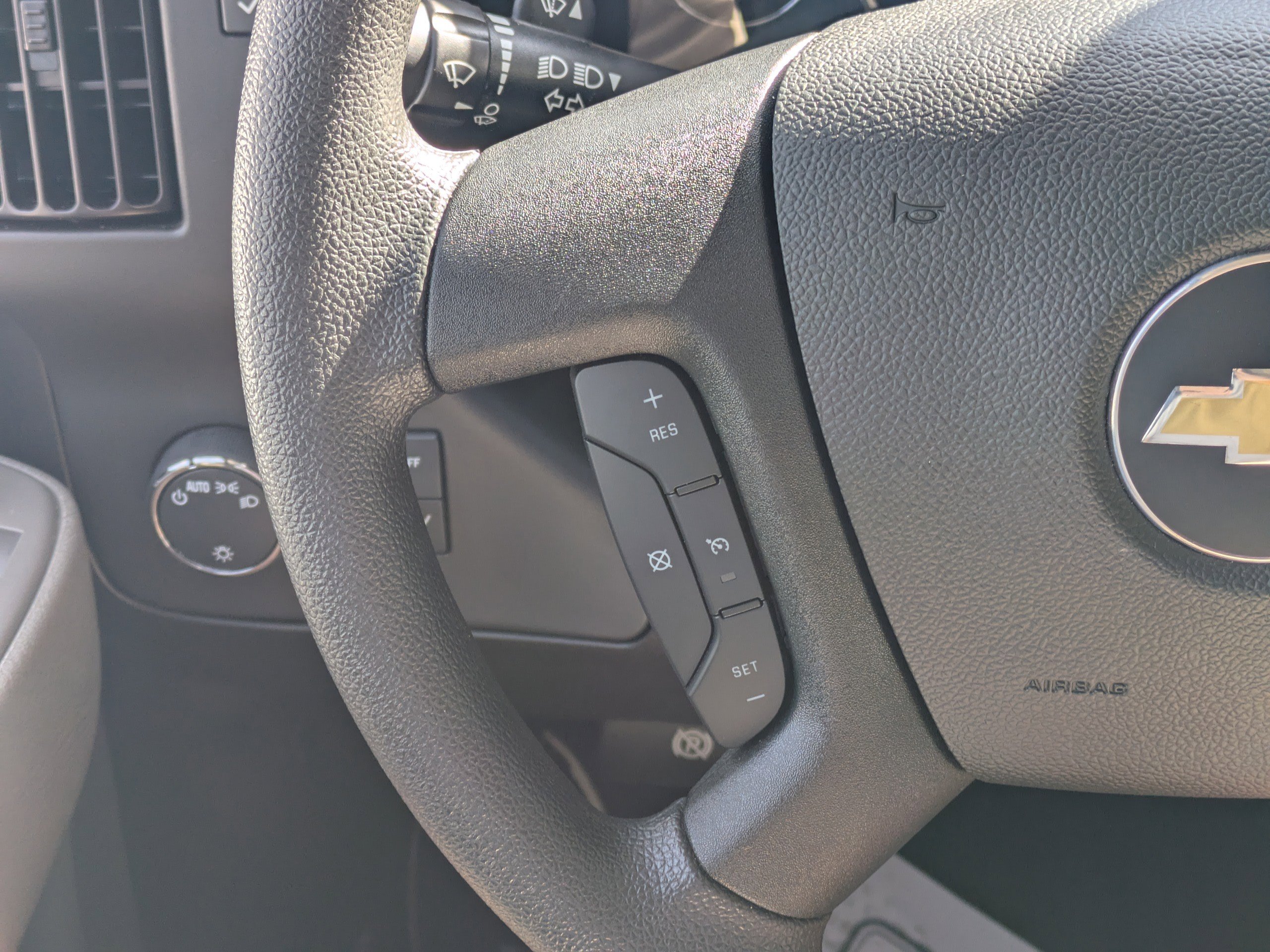 Used 2024 Chevrolet Express 2500 w/ Driver Convenience Package image 17