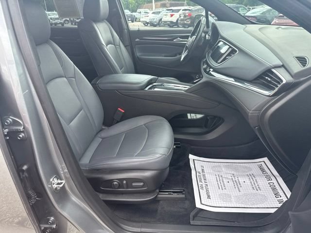 Certified 2023 Buick Enclave Essence w/ Sport Touring Edition FWD image 7
