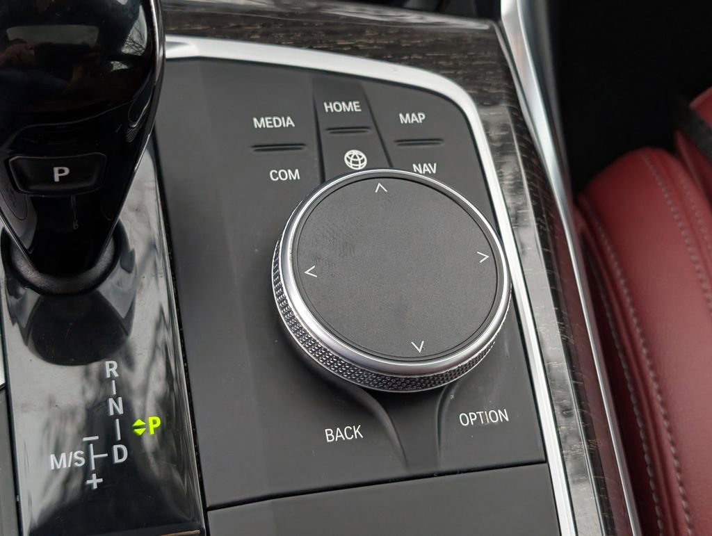 Used 2022 BMW 330i Sedan w/ Driving Assistance Package image 30