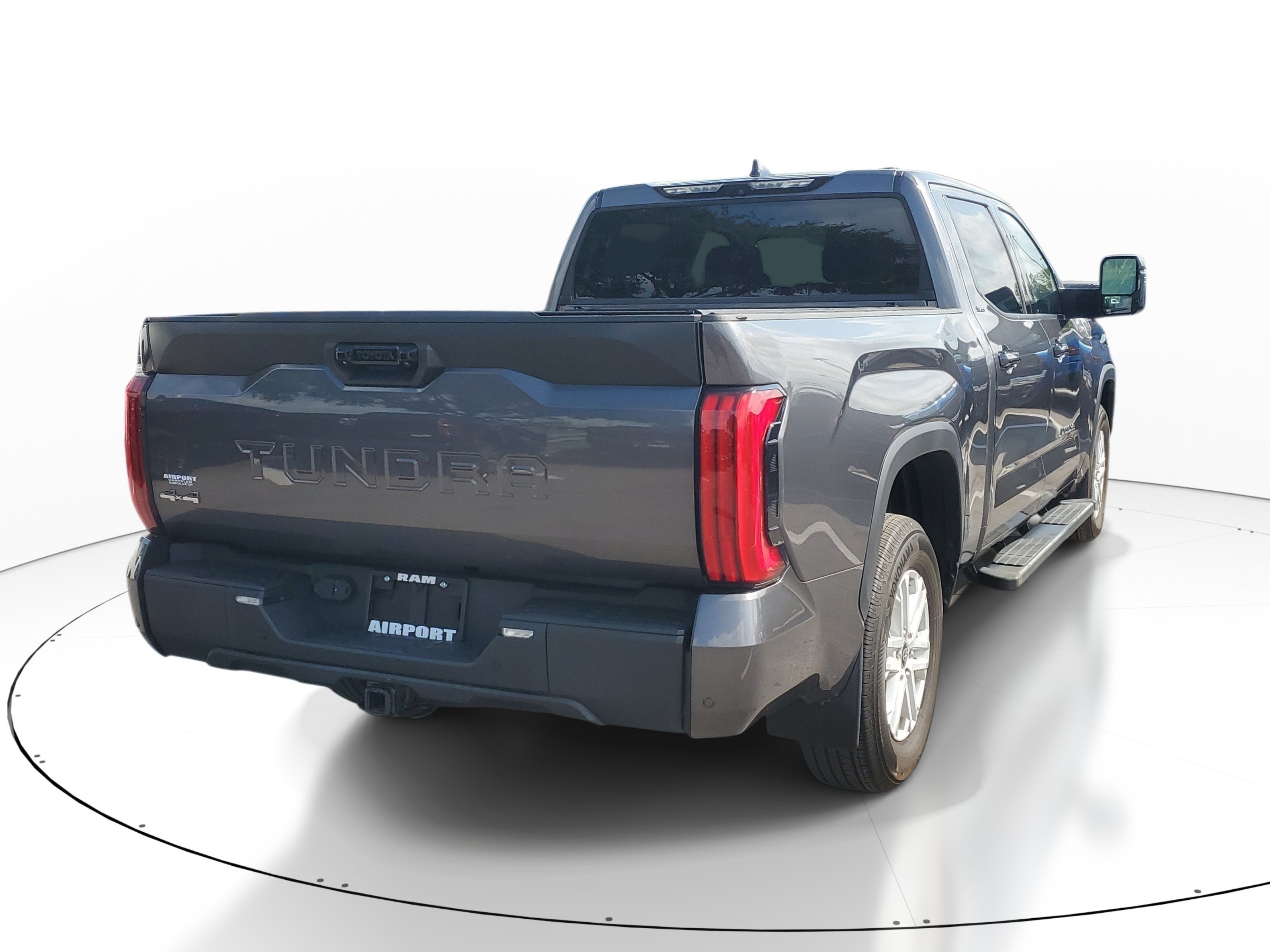 Used 2023 Toyota Tundra SR5 w/ SR5 Premium Package AWD/4WD image 6