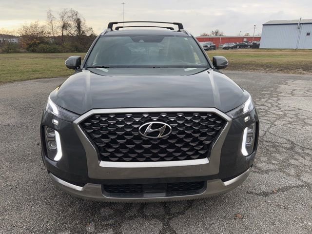 Used 2022 Hyundai Palisade Calligraphy image 2