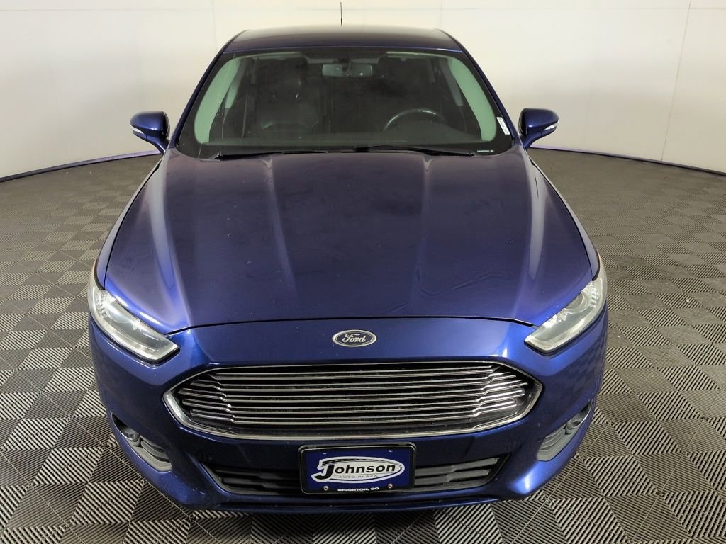 Used 2015 Ford Fusion SE w/ Equipment Group 202A FWD image 2