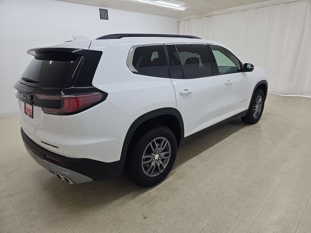 Used 2025 GMC Acadia Elevation FWD image 4