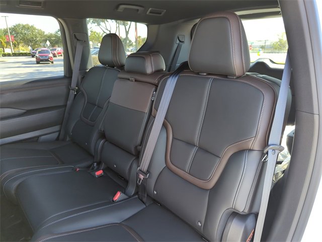 New 2026 Nissan Armada SL image 25