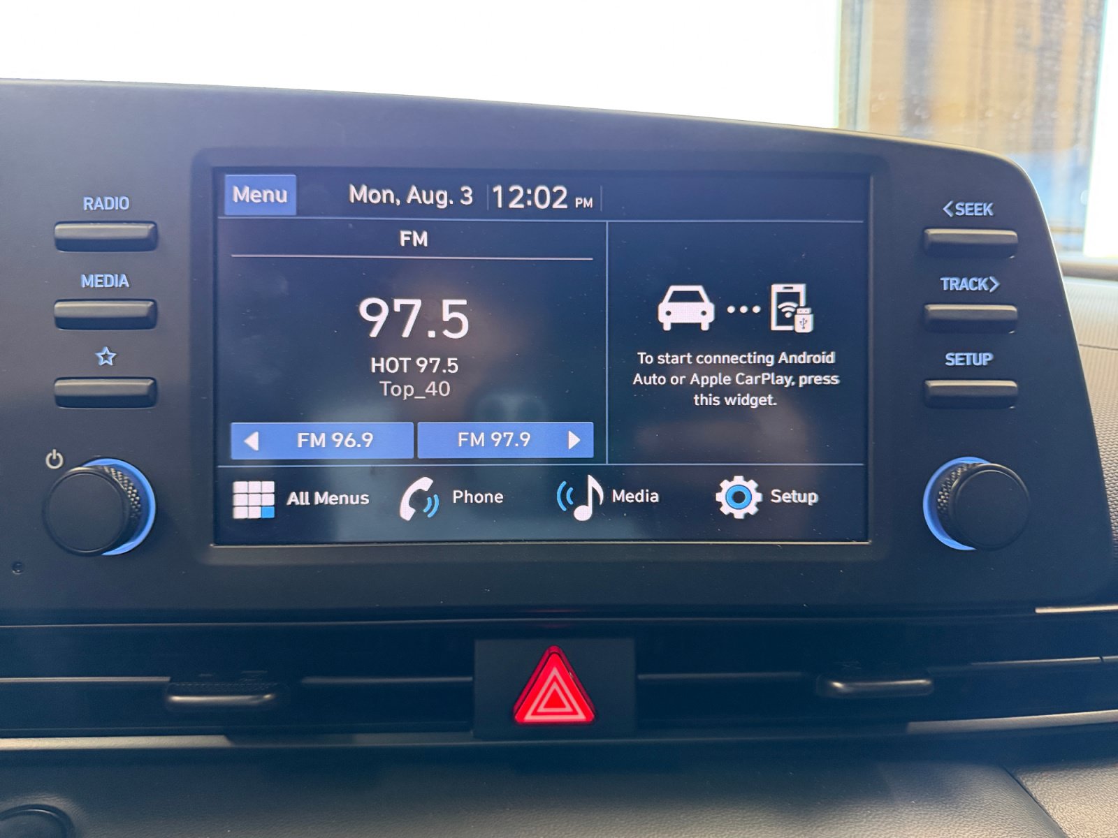 Used 2025 Hyundai Elantra Sport w/ Cargo Package FWD image 28