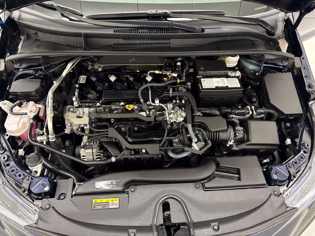 Used 2025 Toyota Corolla XSE FWD image 12
