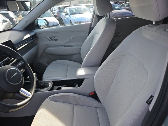 Certified 2024 Hyundai Kona SEL image 9