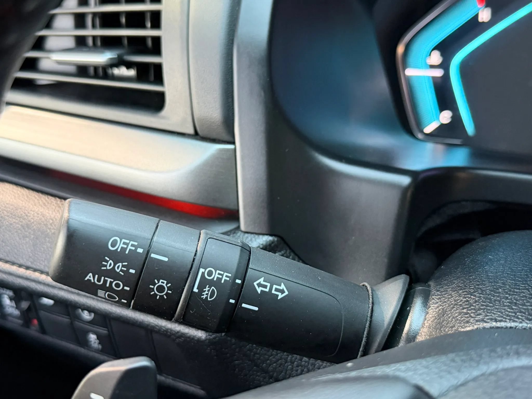 Used 2024 Honda Odyssey Sport image 32
