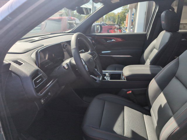 New 2026 Chevrolet Traverse Z71 w/ Driver Confidence Package image 30