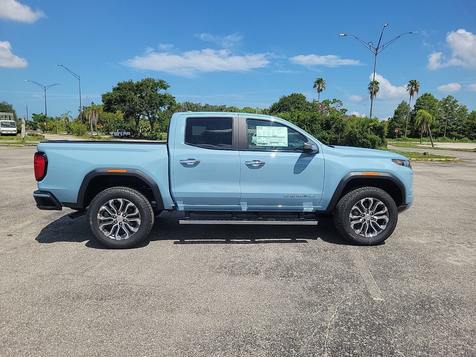 New 2026 GMC Canyon Denali AWD/4WD image 4