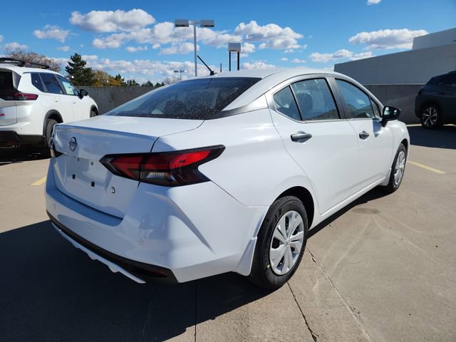 New 2025 Nissan Versa S w/ Trunk Package FWD image 3