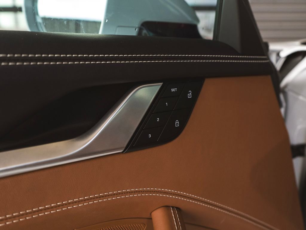 Used 2024 Porsche 911 Turbo S image 33