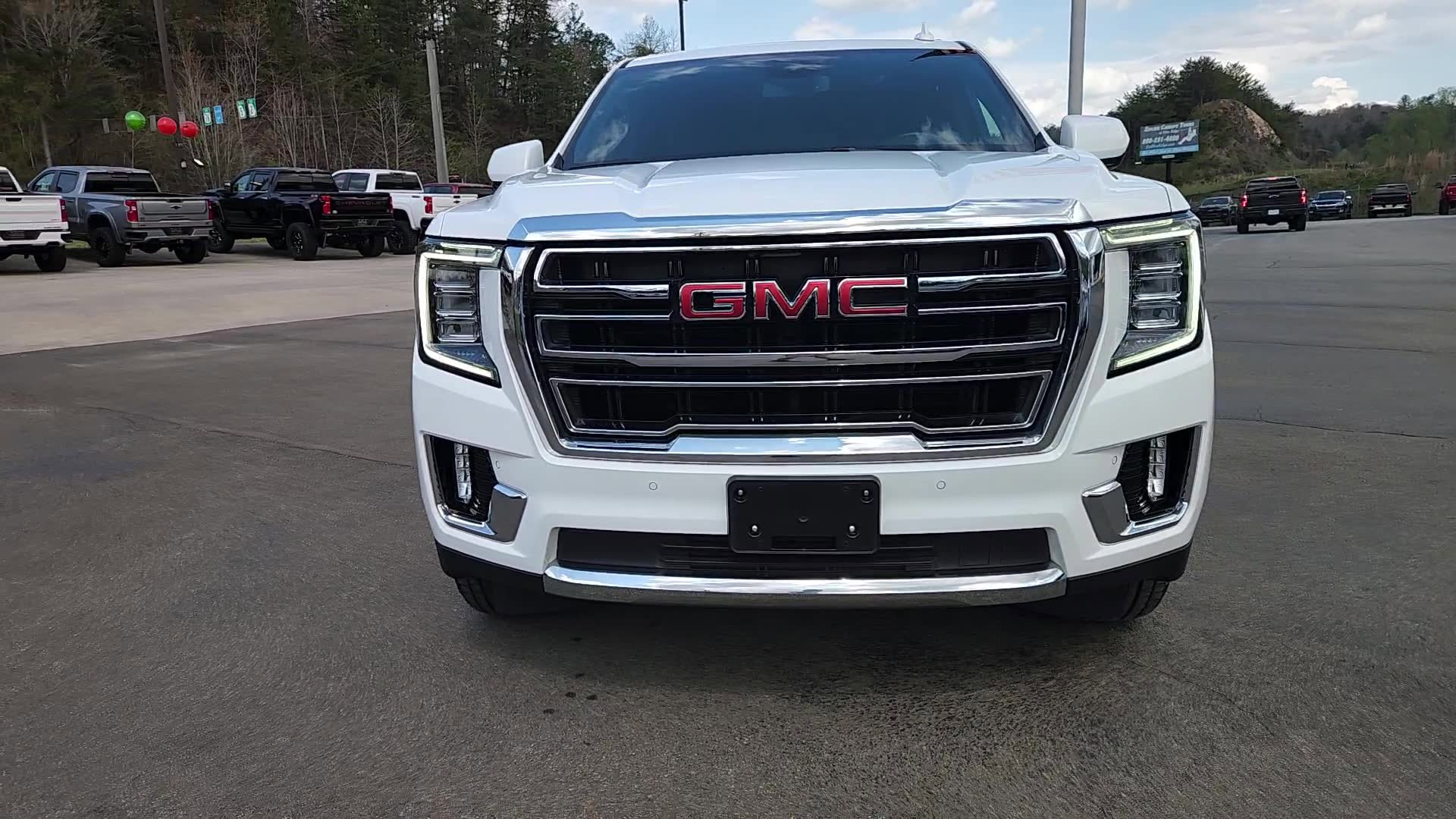 Used 2024 GMC Yukon SLT image 7