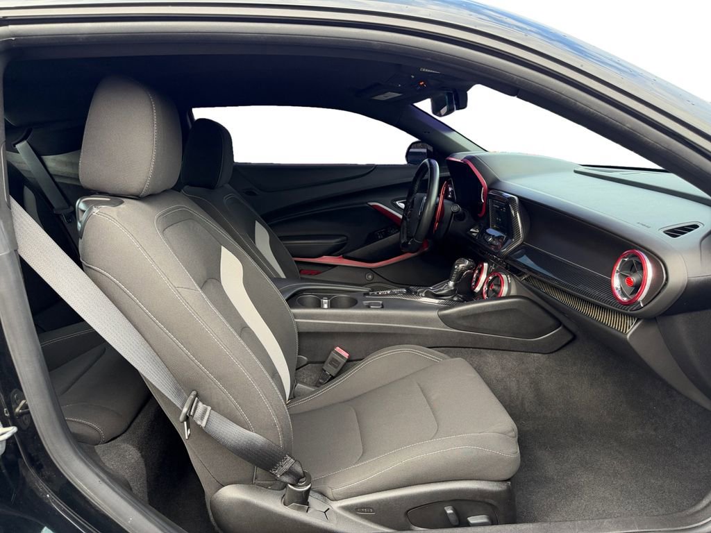 Used 2019 Chevrolet Camaro LT RWD image 16