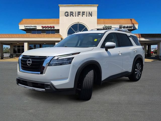 Used 2022 Nissan Pathfinder SL w/ SL Premium Package FWD image 11
