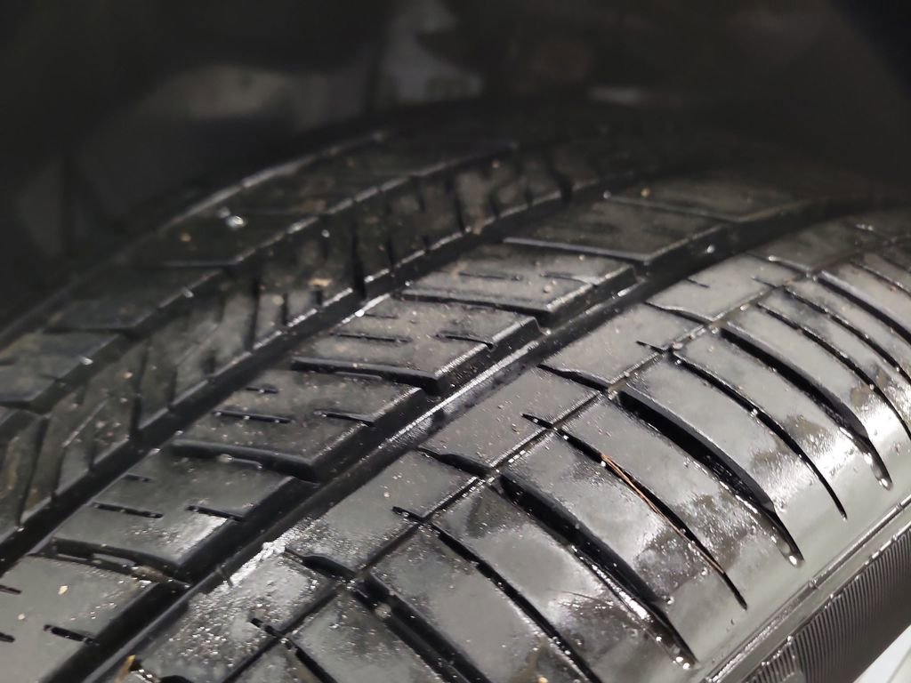 Used 2014 Ford Fusion SE image 12