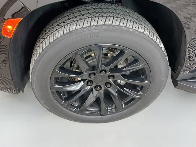 Used 2023 Cadillac Escalade Premium Luxury w/ LPO, Radiant Package image 36