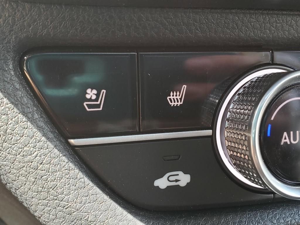 Certified 2025 Acura ADX A-Spec image 29