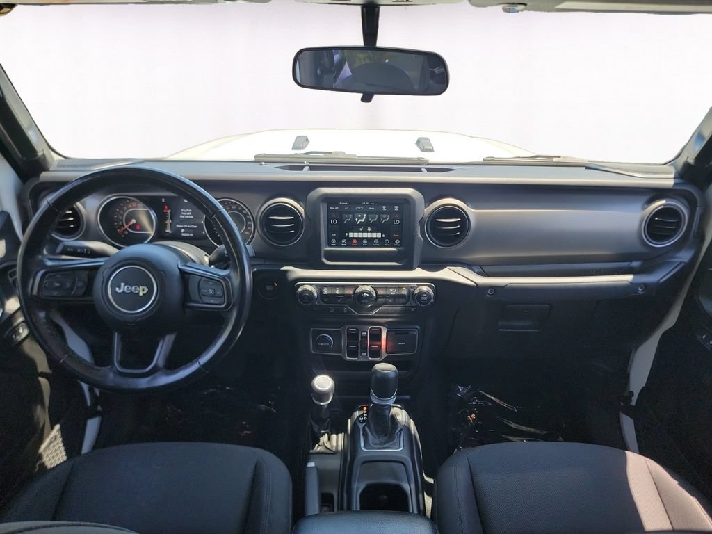 Used 2022 Jeep Gladiator Sport AWD/4WD image 10