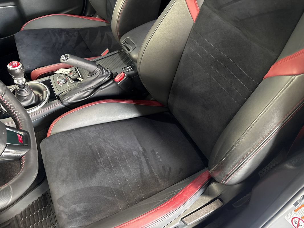 Used 2019 Subaru WRX STI AWD/4WD image 32