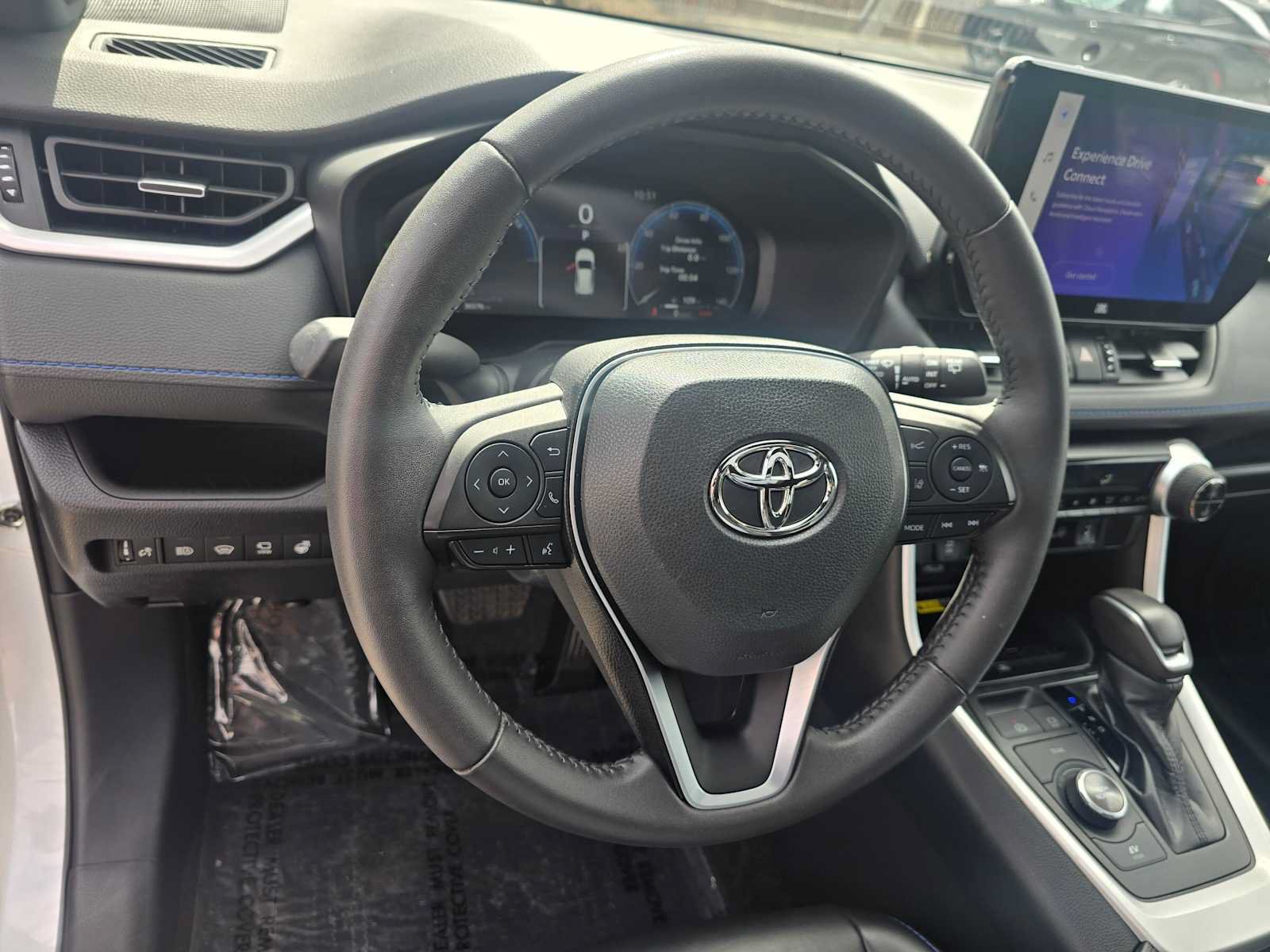 Used 2023 Toyota RAV4 XSE AWD/4WD image 26