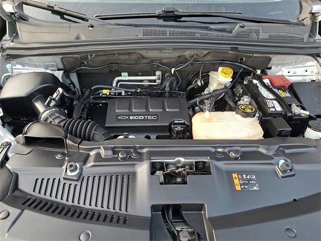 Used 2020 Chevrolet Trax LT w/ LT Convenience Package image 27