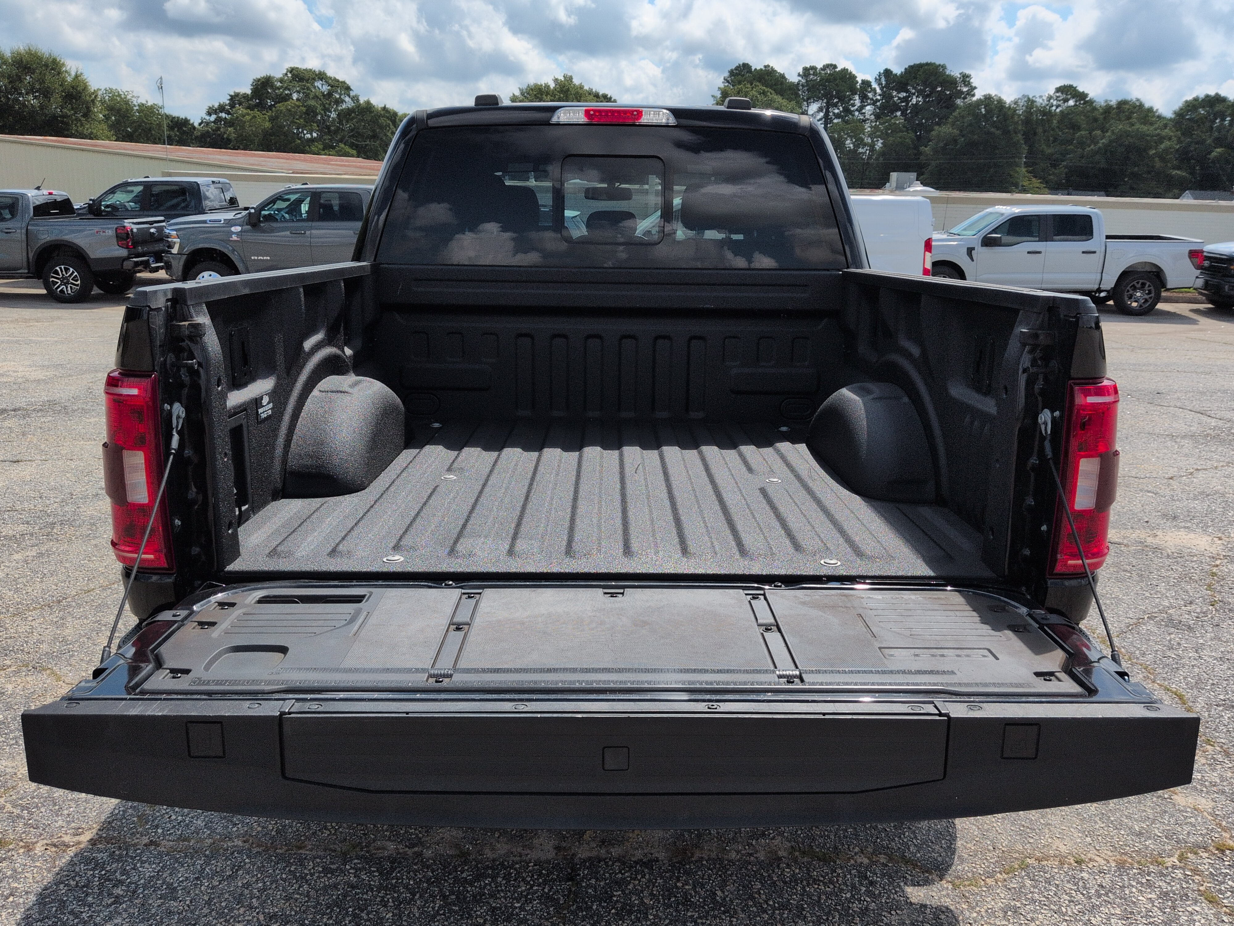 Certified 2021 Ford F150 XLT w/ Equipment Group 302A High AWD/4WD image 11
