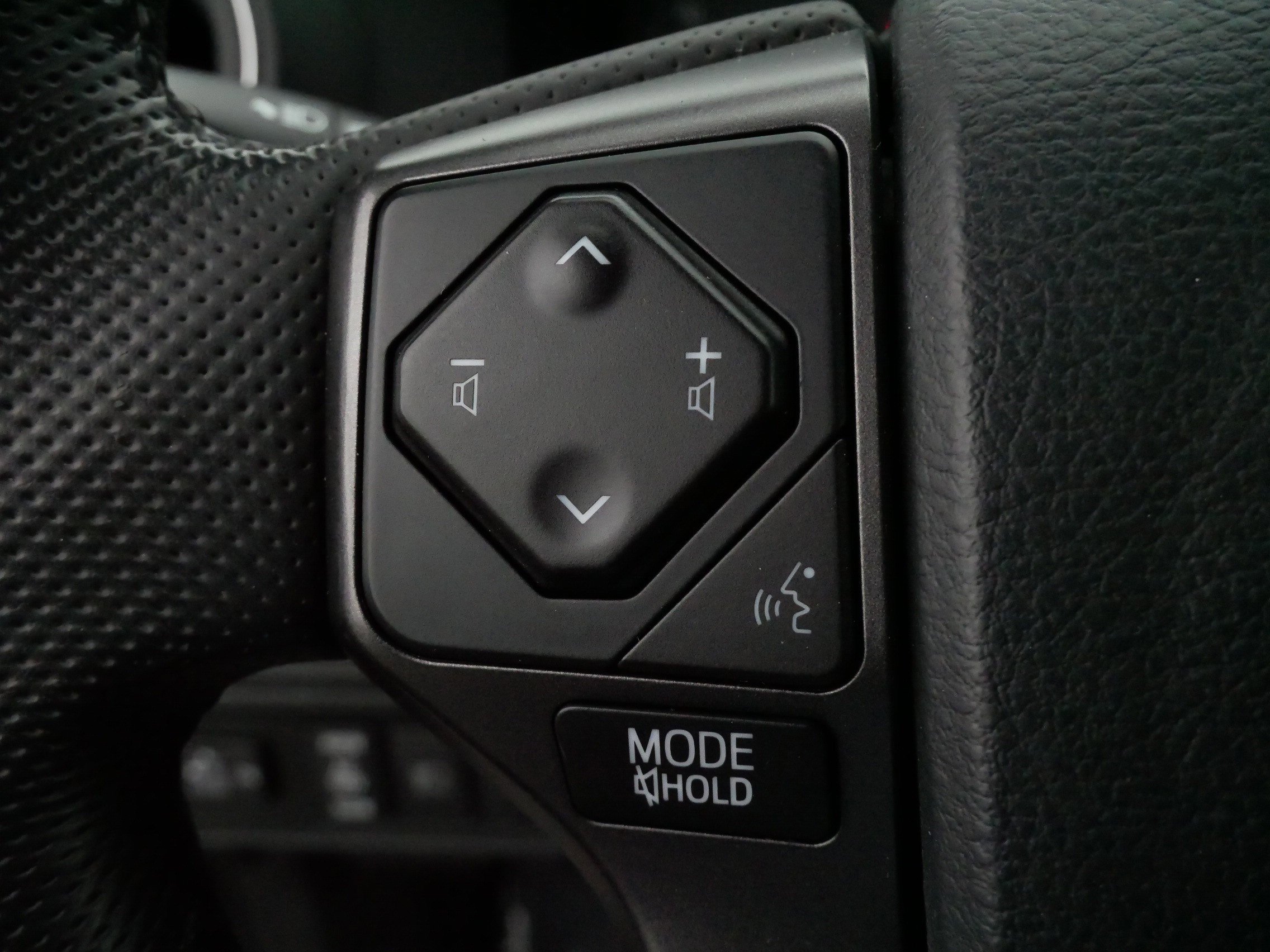 Used 2019 Toyota Tacoma TRD Sport AWD/4WD image 27