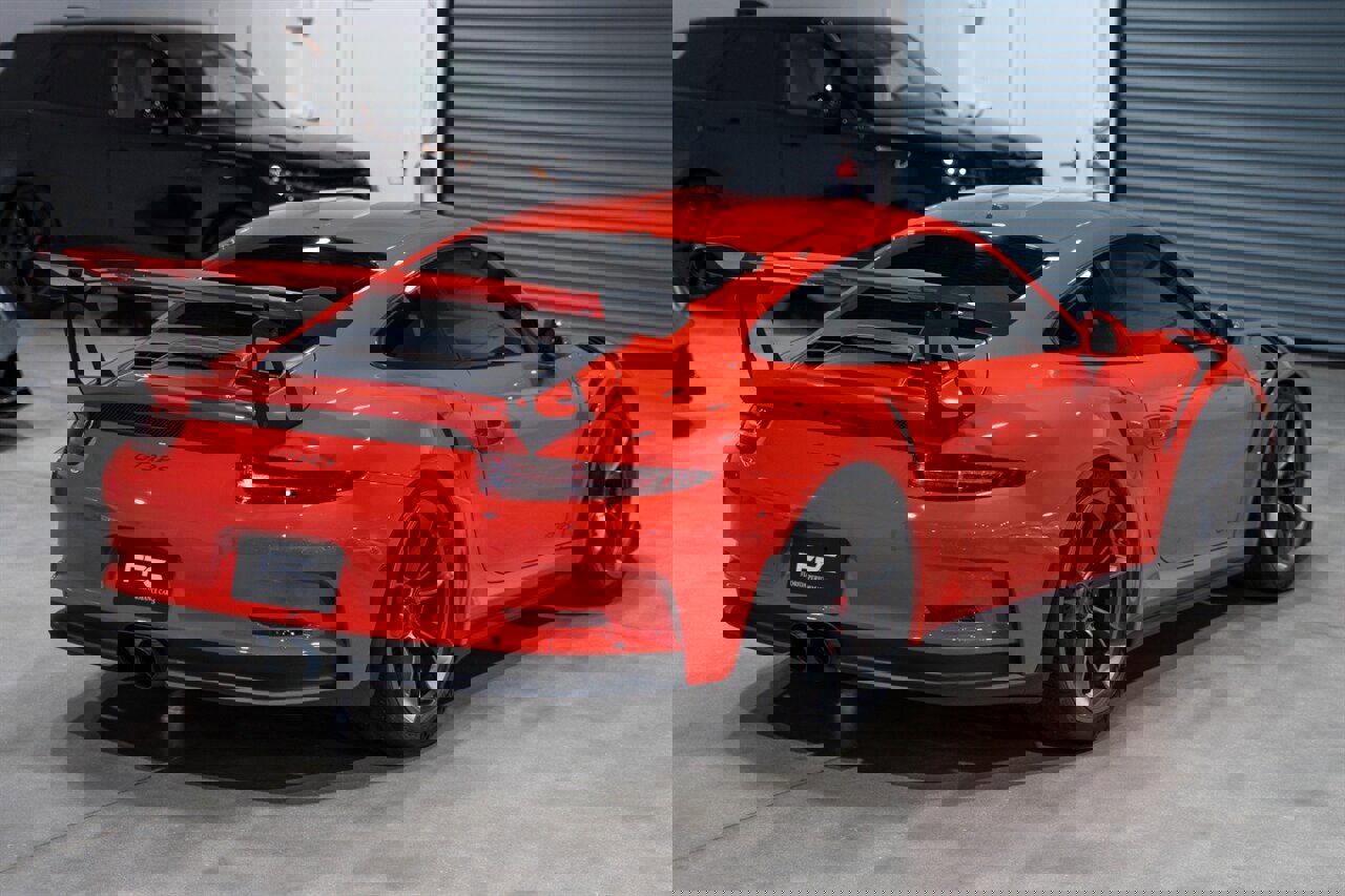 Used 2016 Porsche 911 GT3 RS RWD image 6