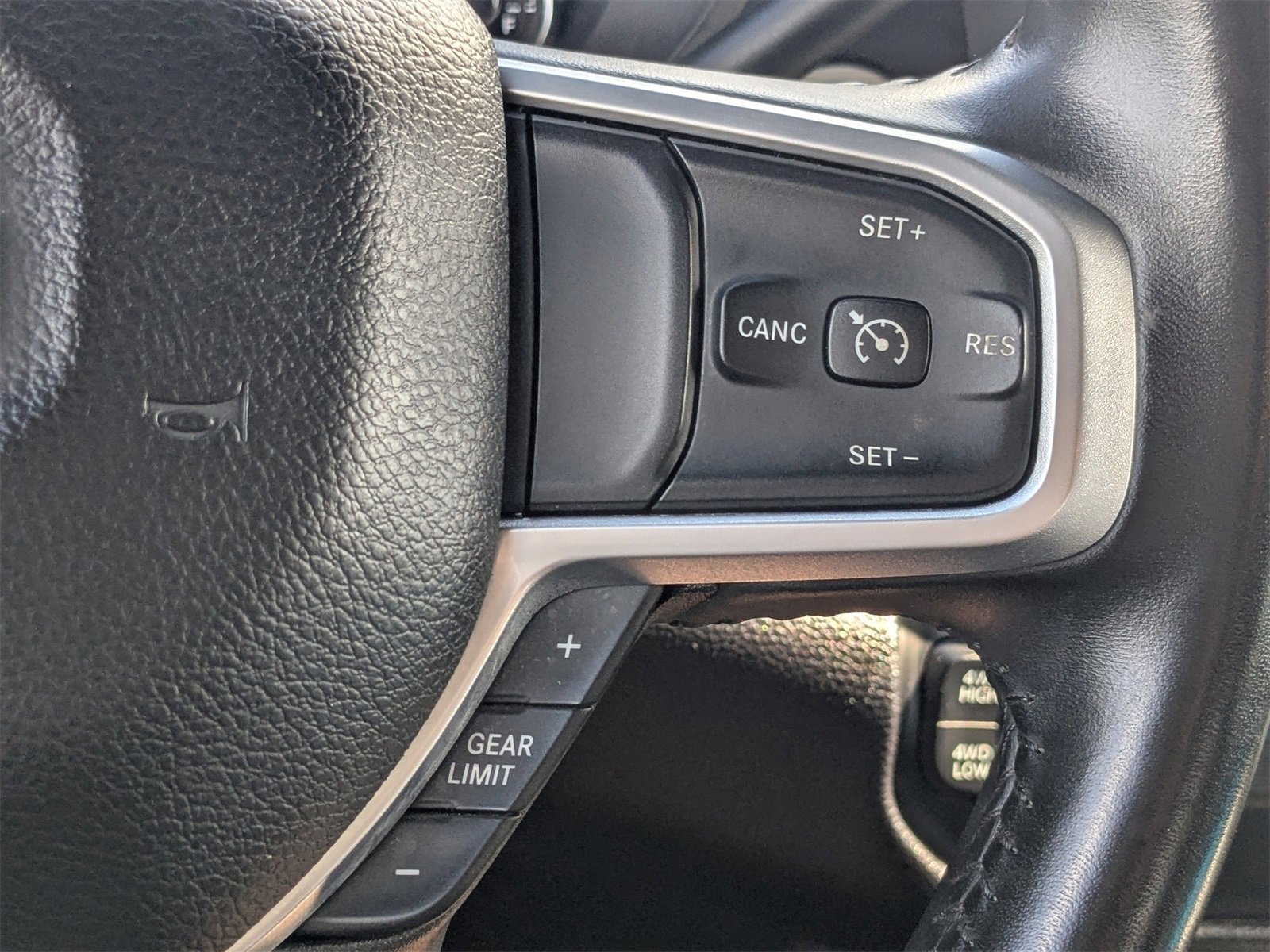 Used 2024 RAM 2500 Big Horn image 25