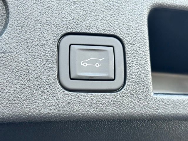 New 2026 Chevrolet Equinox LT w/ Convenience Package II image 24