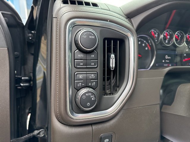 Used 2020 Chevrolet Silverado 1500 RST w/ All-Star Edition image 10