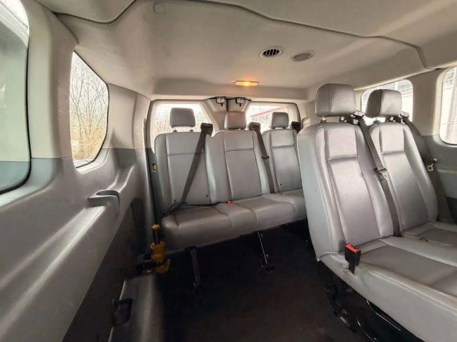Used 2019 Ford Transit 350 XL RWD image 21