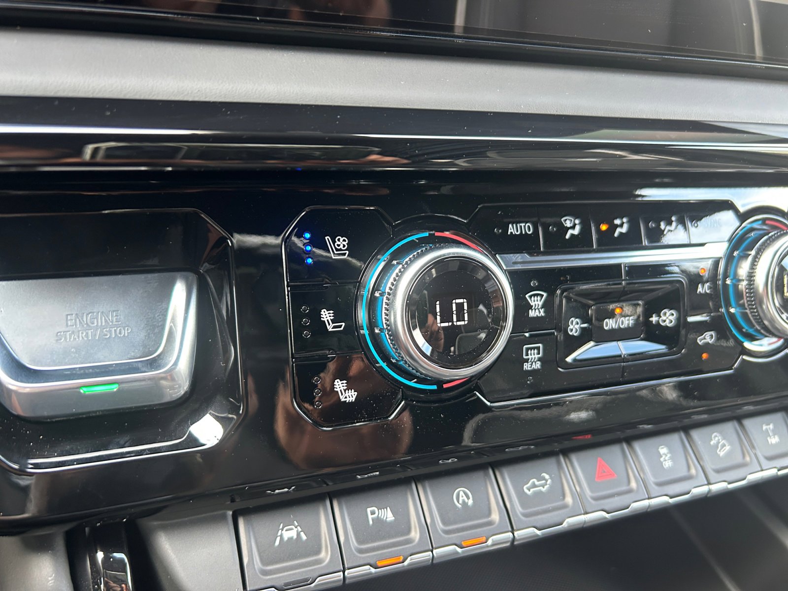 New 2026 GMC Sierra 1500 AT4X image 25