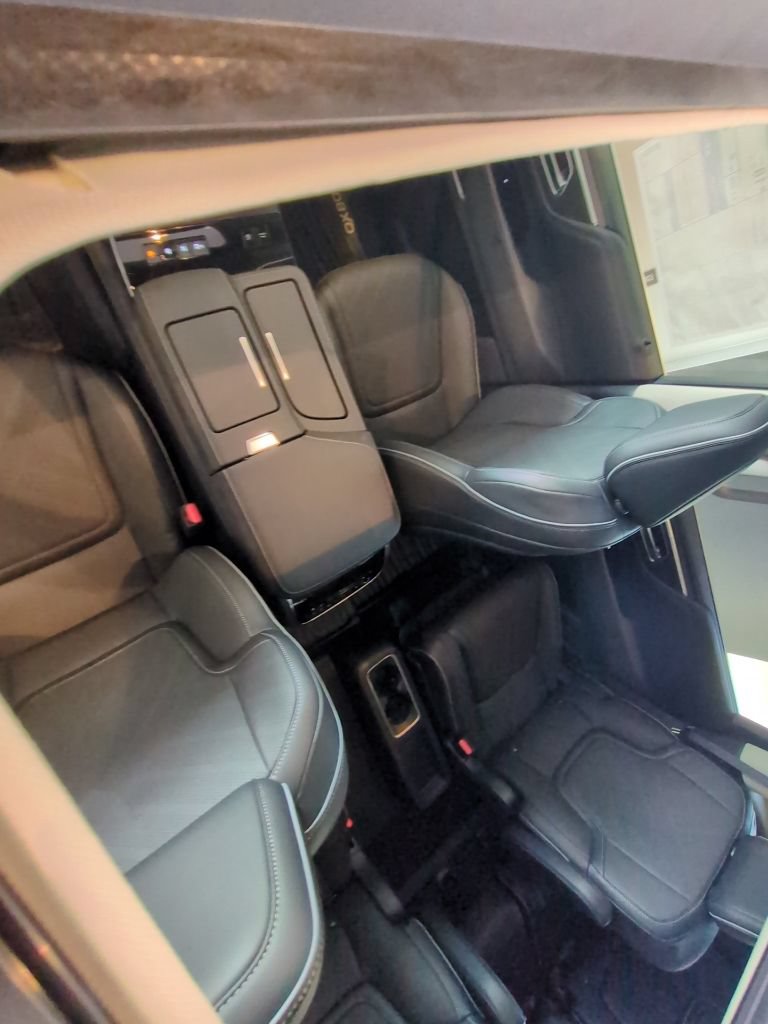 New 2027 INFINITI QX80 Luxe RWD image 12