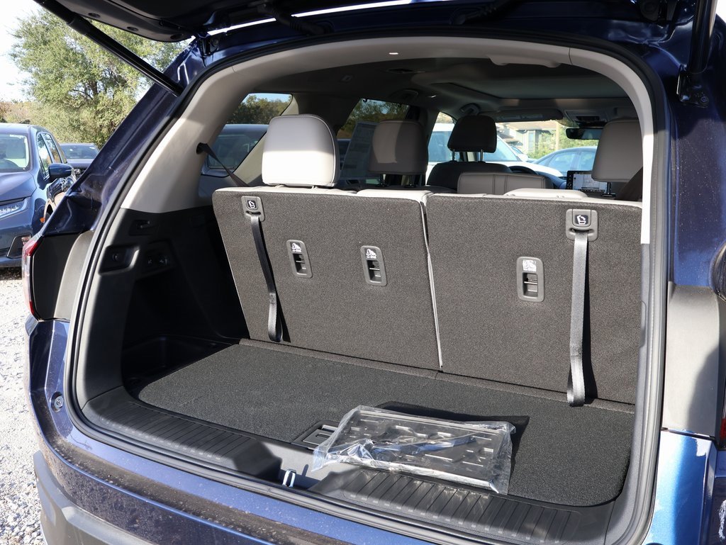 New 2025 Honda Pilot Touring image 10