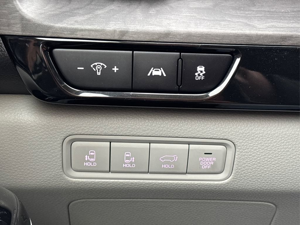 Used 2024 Kia Carnival SX image 39
