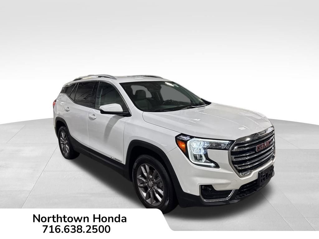 Used 2022 GMC Terrain SLT image 1