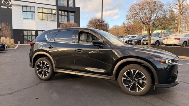 Used 2023 MAZDA CX-5 AWD 2.5 S w/ Premium Plus Pkg image 2