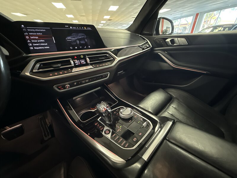 Used 2019 BMW X7 xDrive40i w/ Premium Package AWD/4WD image 33