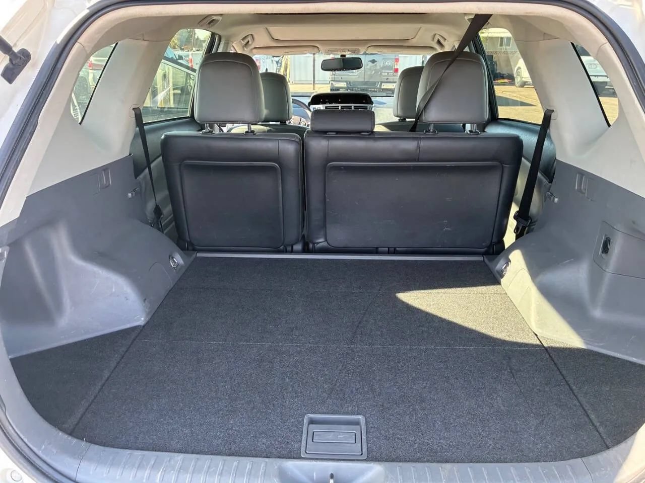 Used 2012 Toyota Prius V Five FWD image 23