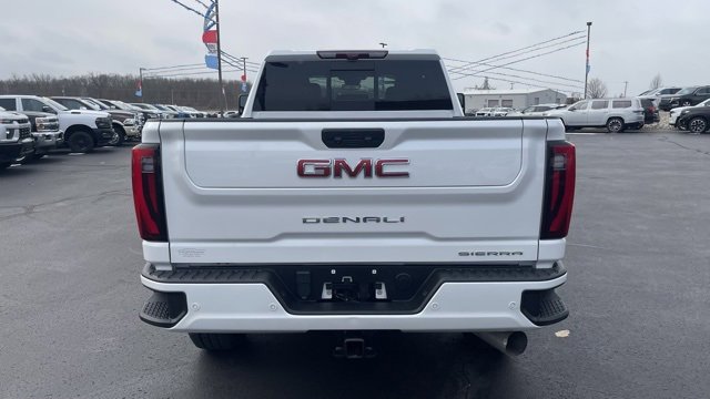 Used 2024 GMC Sierra 2500 Denali w/ Technology Package image 4