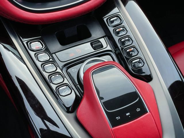 Used 2023 Aston Martin DBX image 41