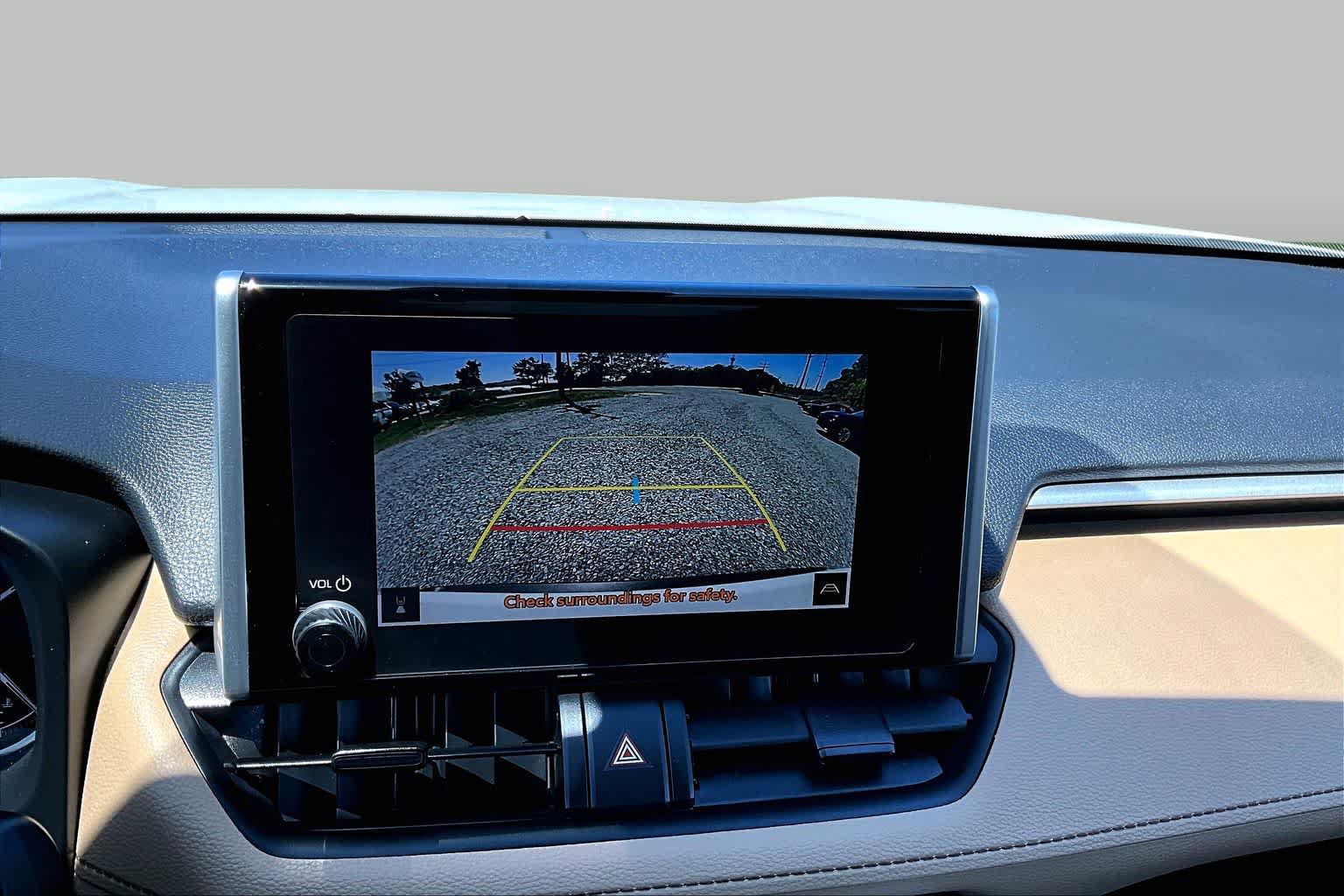 Certified 2023 Toyota RAV4 LE AWD/4WD image 52