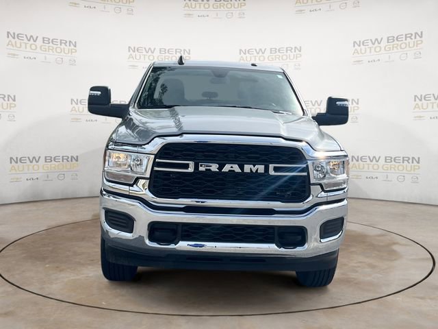 Used 2024 RAM 2500 Tradesman w/ Chrome Appearance Group image 8