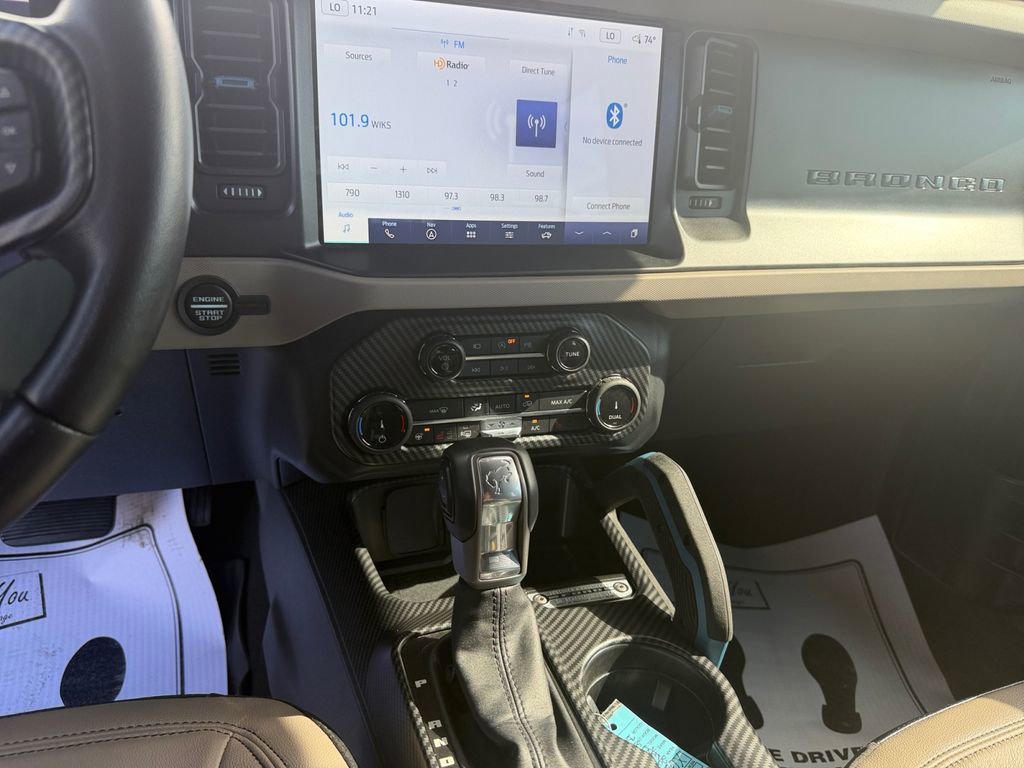 Used 2022 Ford Bronco Wildtrak image 11