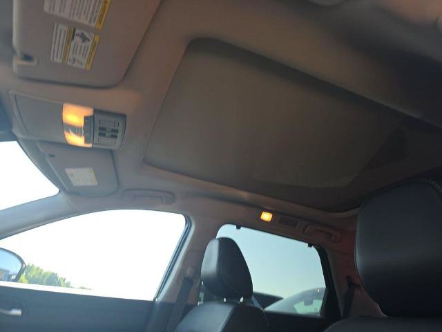 Certified 2025 Nissan Pathfinder Platinum FWD image 19