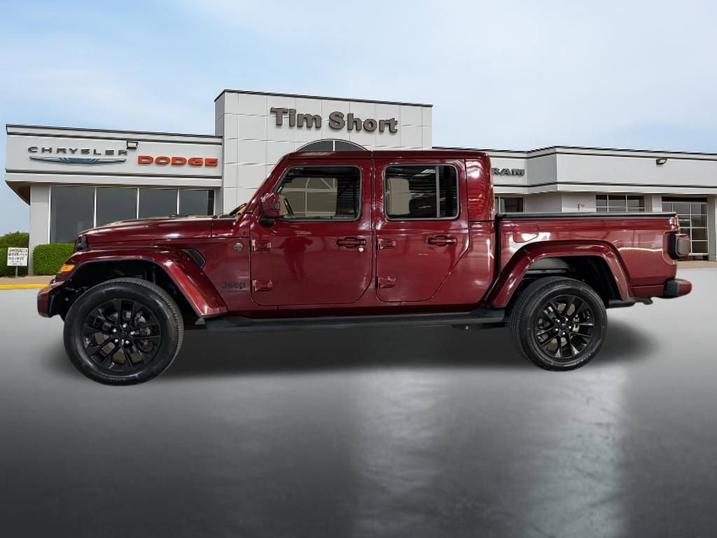 Used 2021 Jeep Gladiator Overland image 2