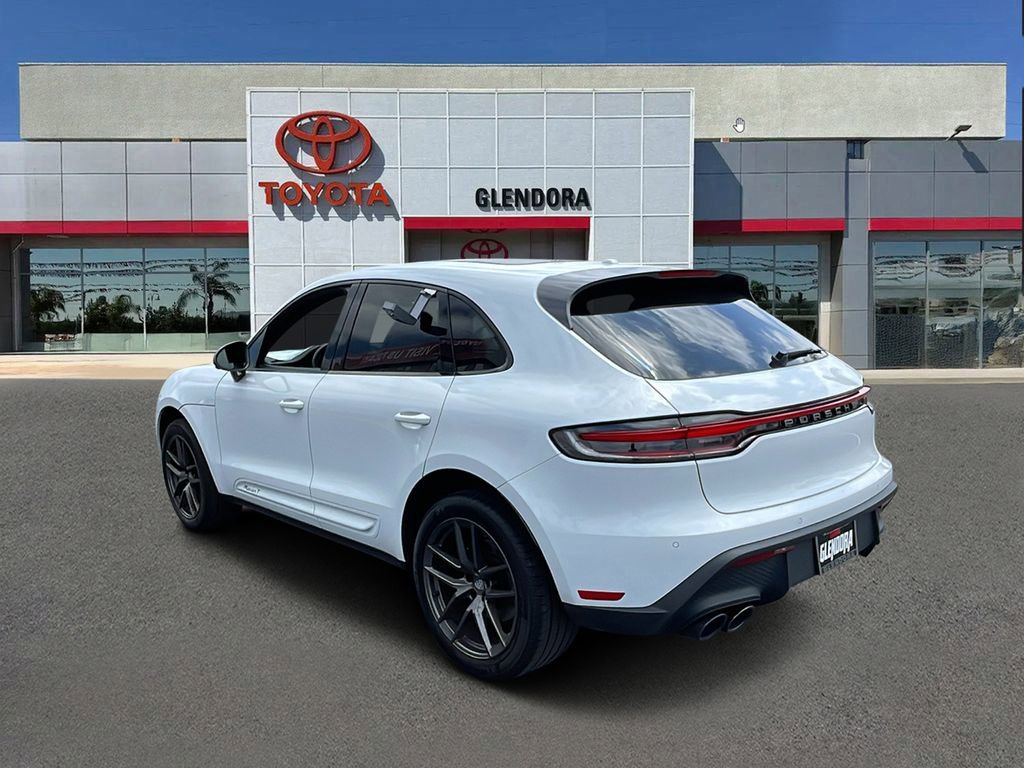 Used 2023 Porsche Macan Turbo AWD/4WD image 5